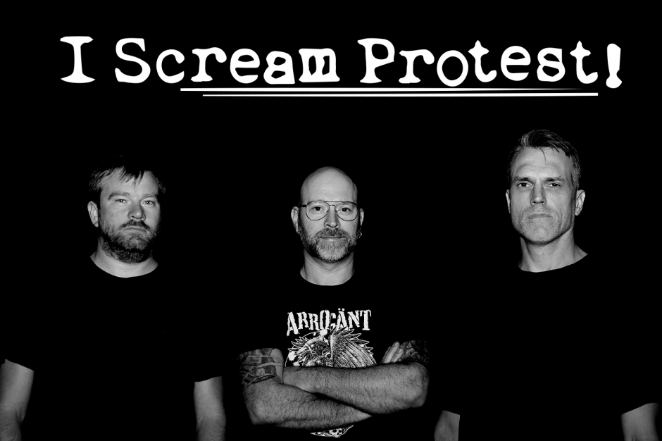 I SCREAM PROTEST!